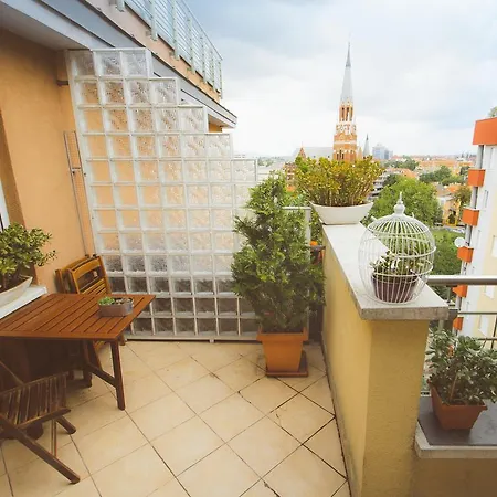 Apartment G+p Studio Keleti