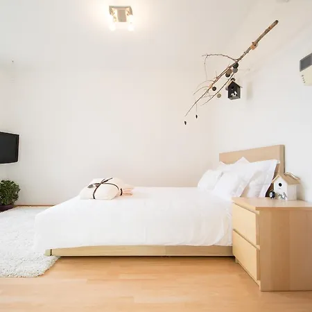 Apartment G+p Studio Keleti *